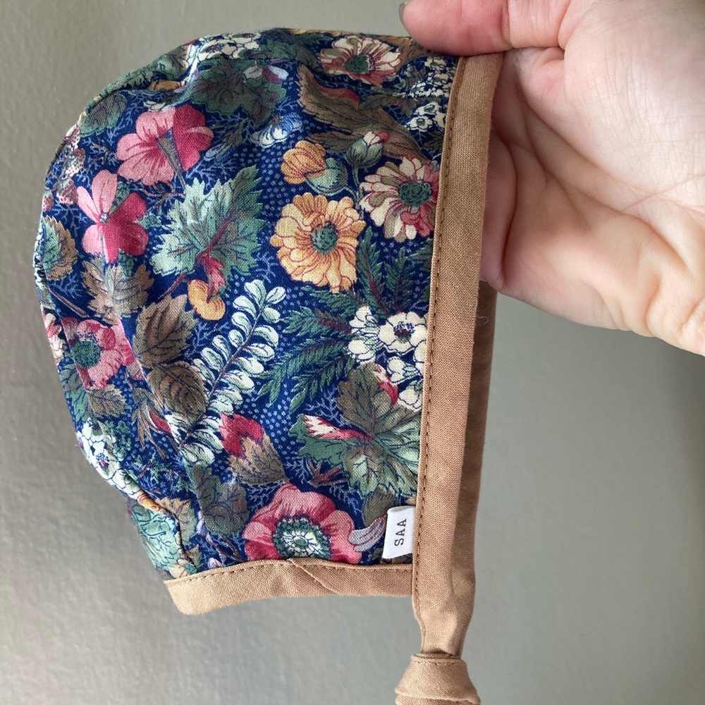 Sweet as April Bonnet 3/6m